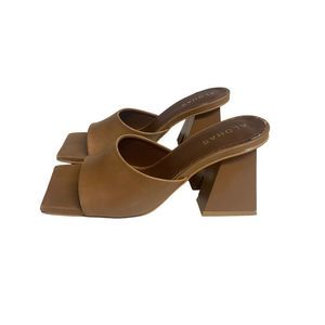 Alohas Dune Mules Split-heel Sandals in Camel Size 6 EU 36 (PLEASE READ)